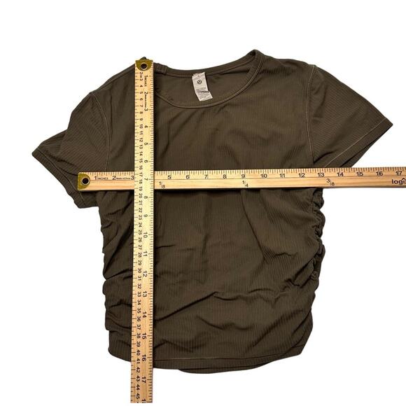 Lululemon Size 4 Brown Activewear Fitted Top - Picture 3 of 4